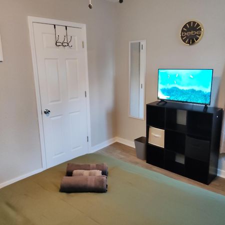 Tranquil Oasis - Private Rooms -Near Downtown Indianapolis Bagian luar foto