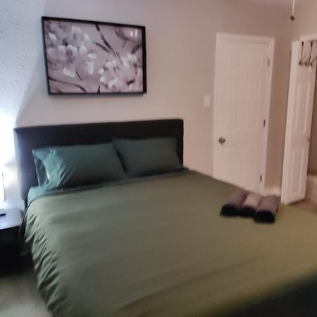 Tranquil Oasis - Private Rooms -Near Downtown Indianapolis Bagian luar foto