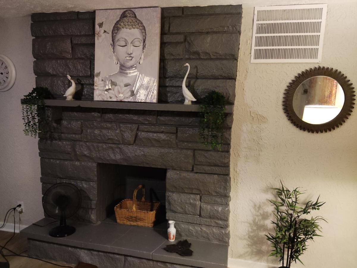 Tranquil Oasis - Private Rooms -Near Downtown Indianapolis Bagian luar foto