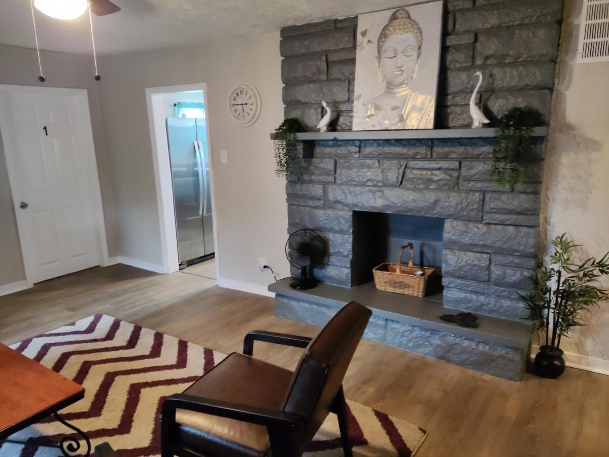 Tranquil Oasis - Private Rooms -Near Downtown Indianapolis Bagian luar foto