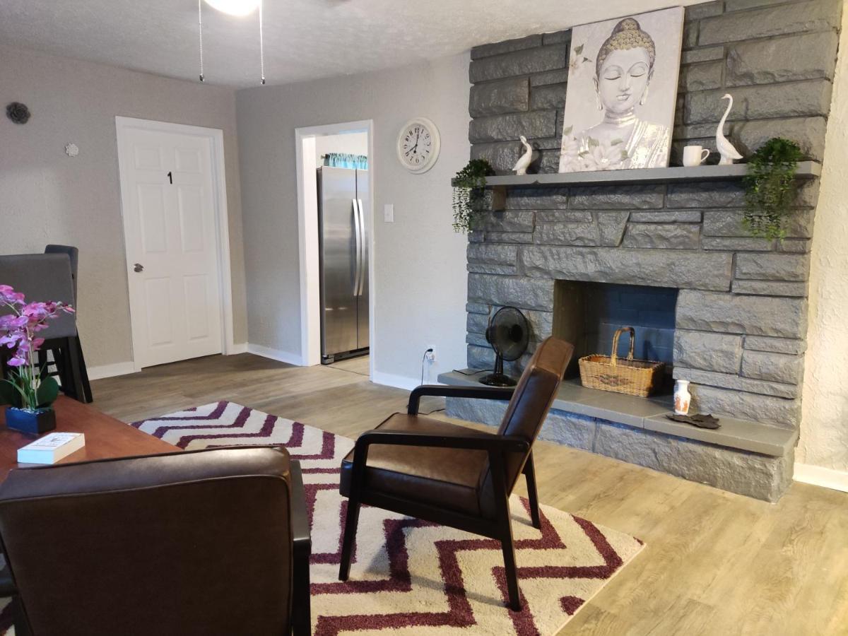 Tranquil Oasis - Private Rooms -Near Downtown Indianapolis Bagian luar foto