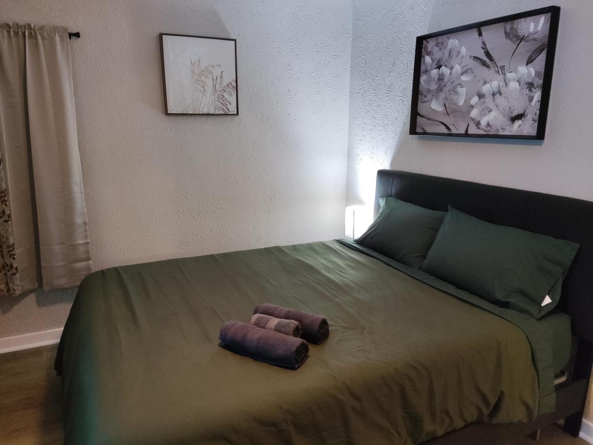 Tranquil Oasis - Private Rooms -Near Downtown Indianapolis Bagian luar foto