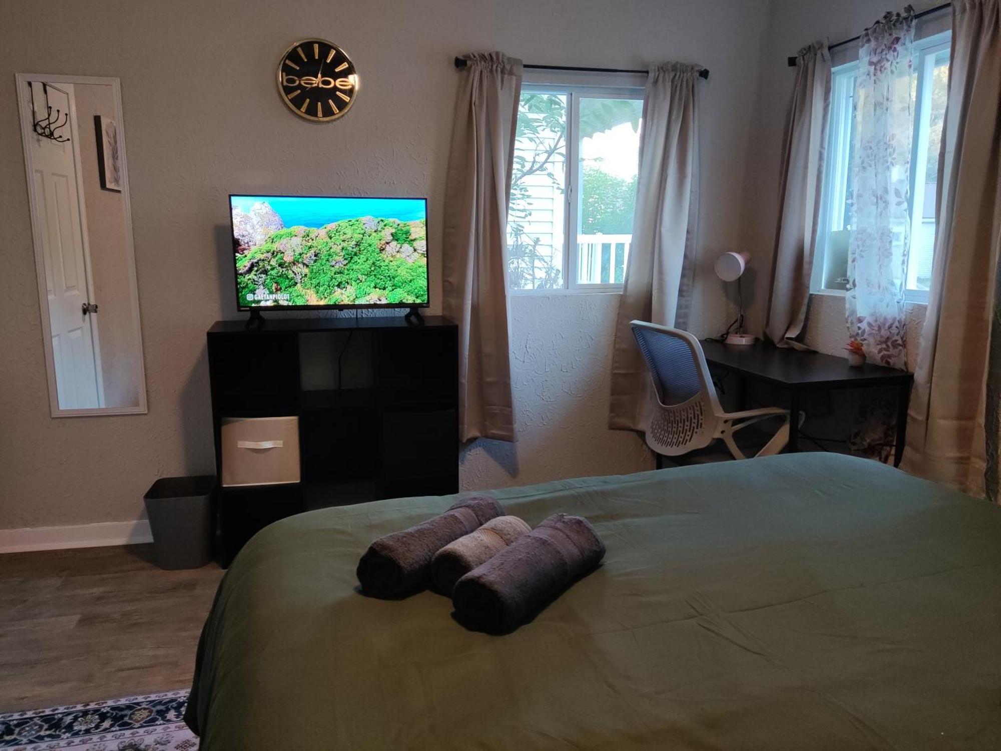 Tranquil Oasis - Private Rooms -Near Downtown Indianapolis Bagian luar foto